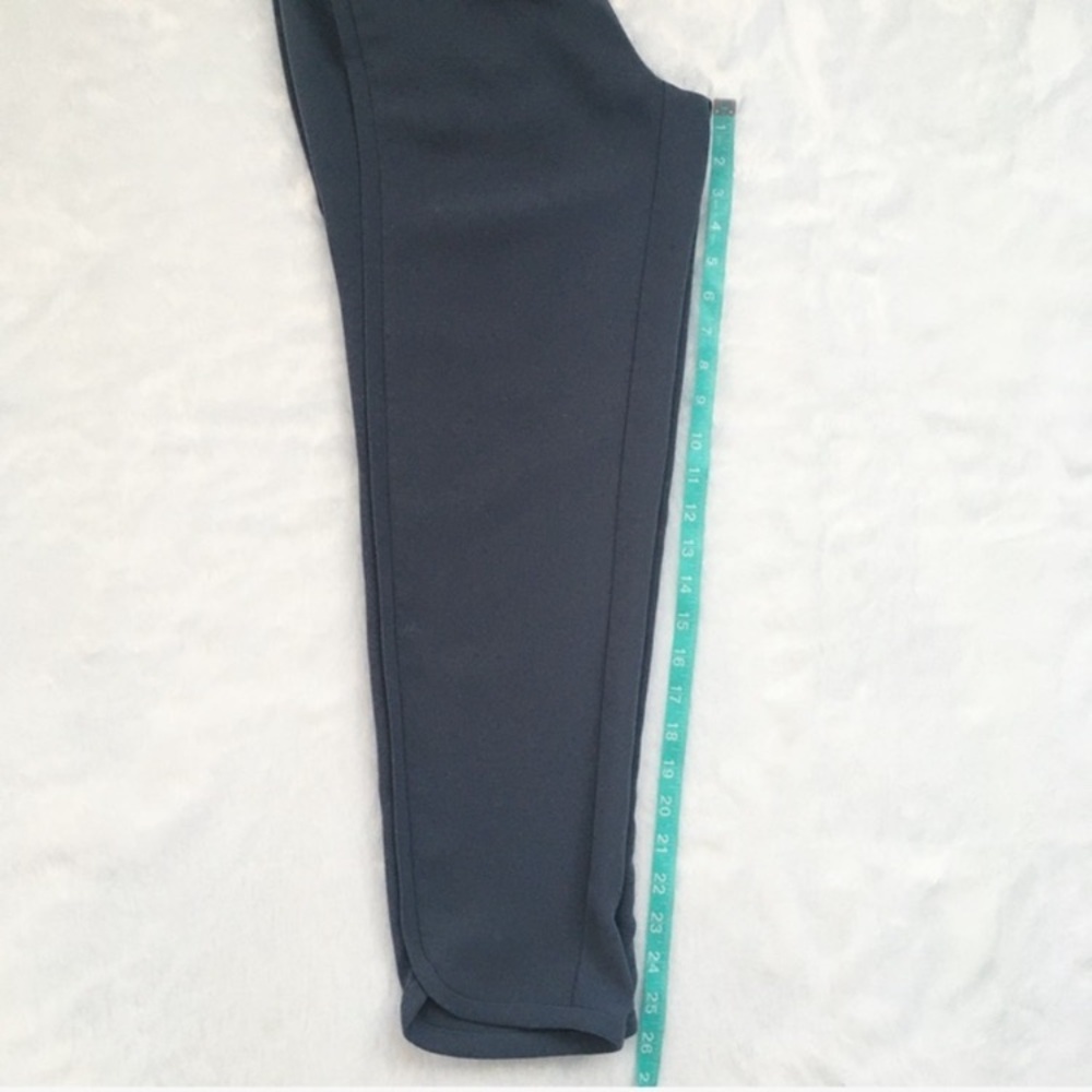 New Without Tags J. Crew Blue Gray Reese Pants, size 4. - Picture 4 of 7
